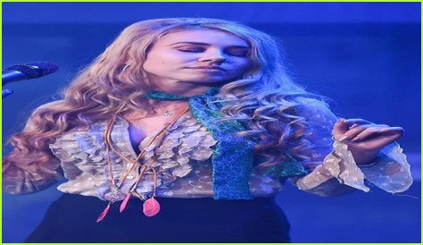 Haley Reinhart - Age, Family, Bio